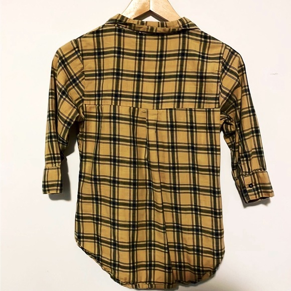 Blue and yellow checkered crossover top - Picture 2 of 2